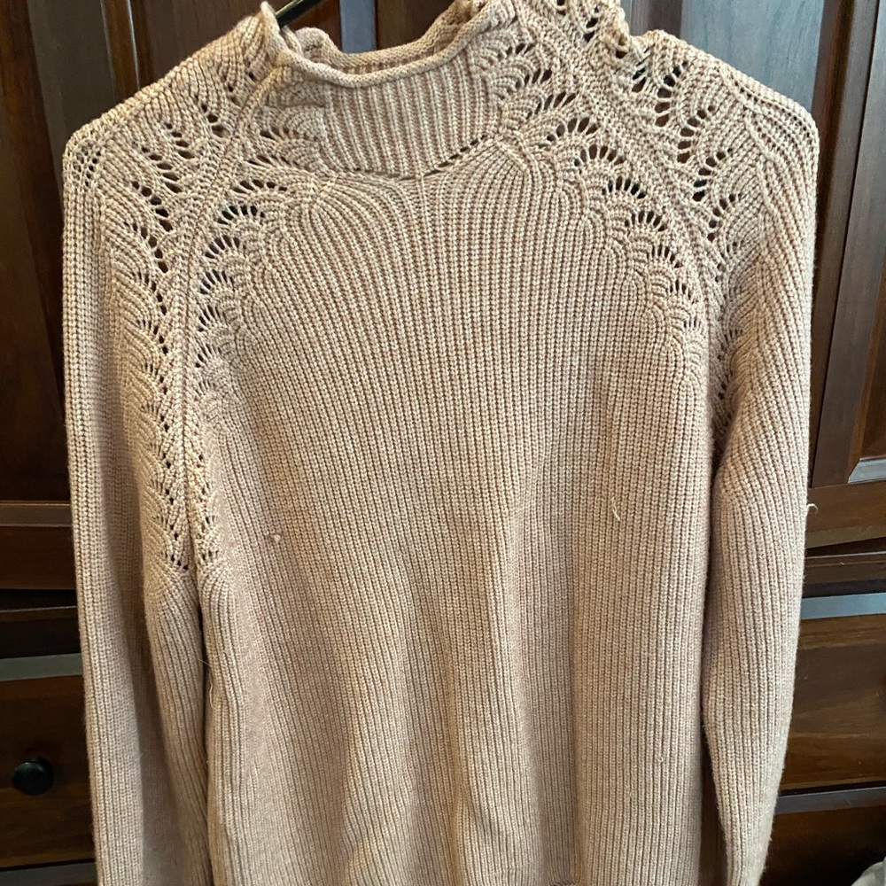 Mockneck knit sweater. Size large.